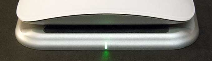 Magic Mouseをワイヤレス充電できる「The Magic Charger」6ヶ月使用レビュー。
